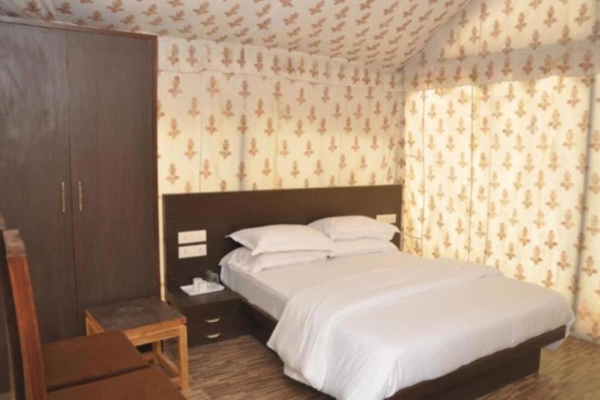 Jhunjhunu Neelkanth'S Bagar Inn Resort מראה חיצוני תמונה