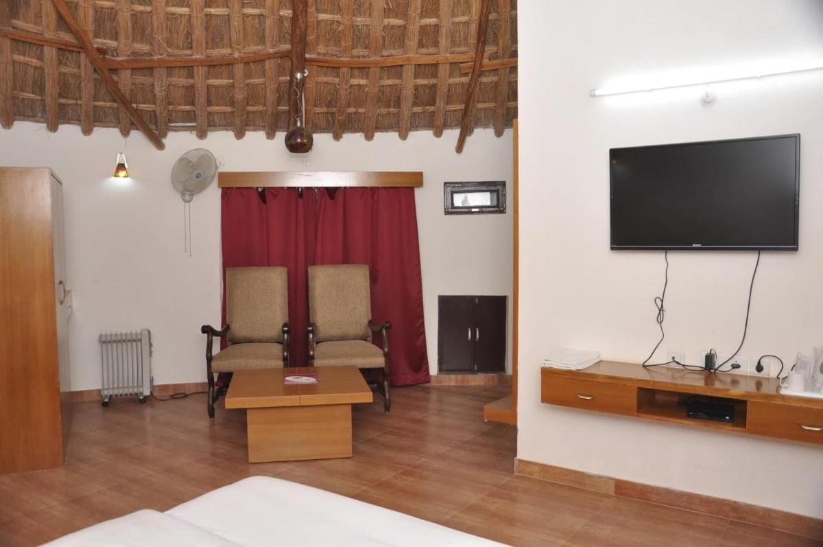 Jhunjhunu Neelkanth'S Bagar Inn Resort מראה חיצוני תמונה