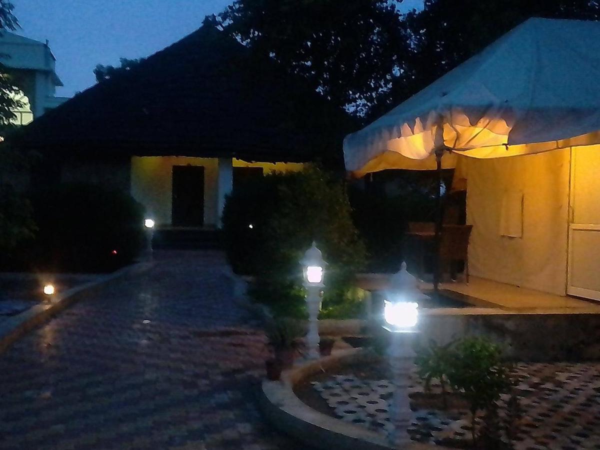 Jhunjhunu Neelkanth'S Bagar Inn Resort מראה חיצוני תמונה