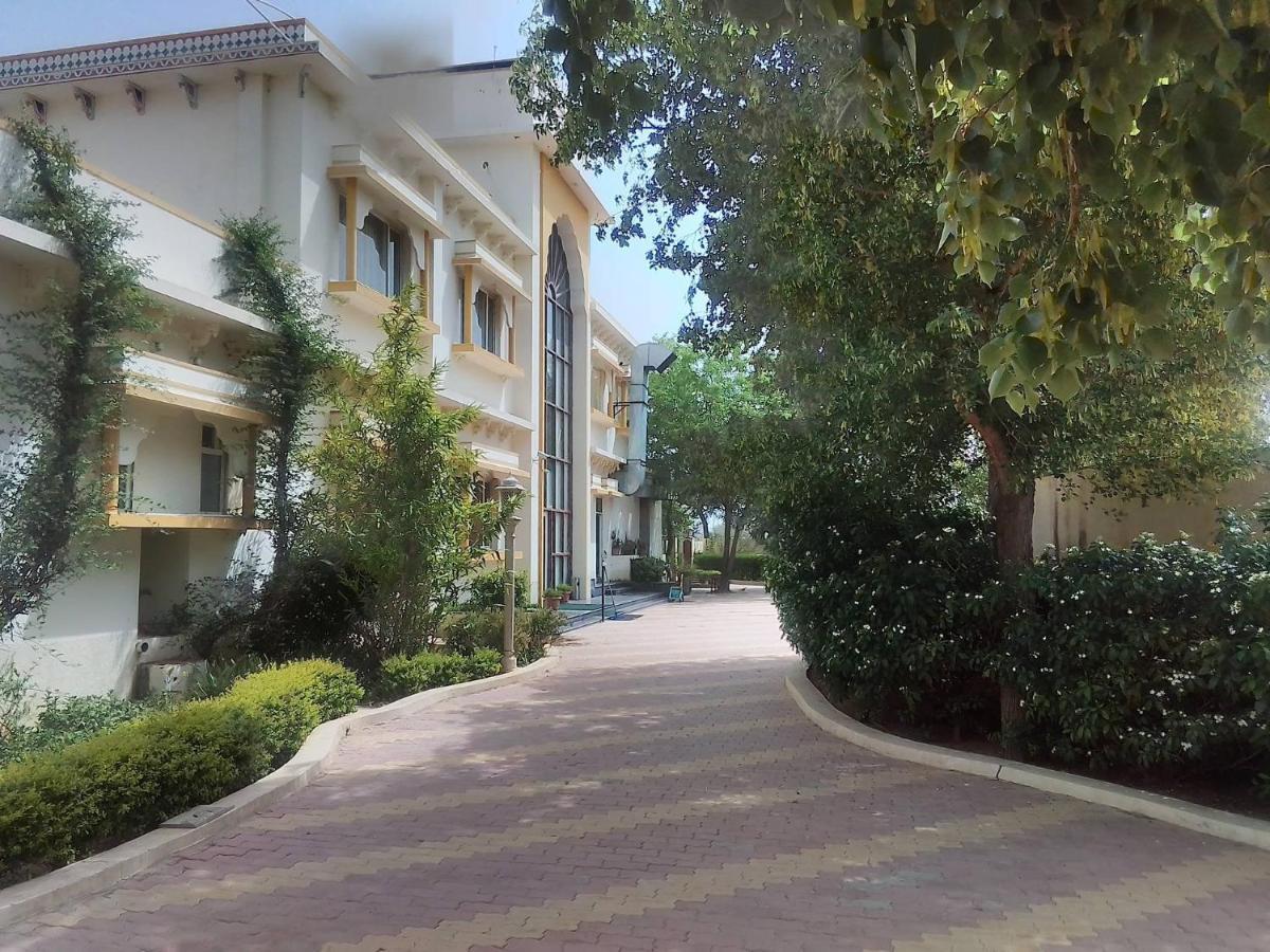 Jhunjhunu Neelkanth'S Bagar Inn Resort מראה חיצוני תמונה